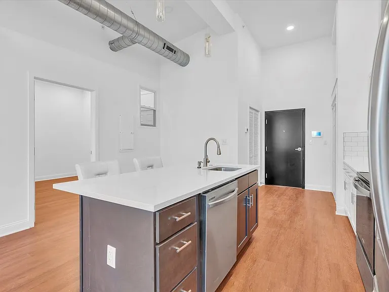 1406 Fairmount Ave #12 — Photo 5