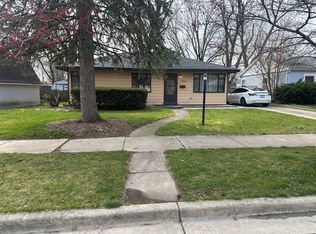 7992 White Oak Ln, Hammond, IN 46324