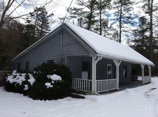 25 Dominion Rd, Glenville, NC 28736