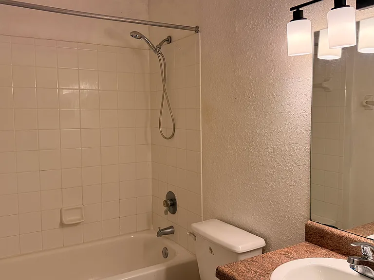 16381 Enclave Village Dr — Photo 19