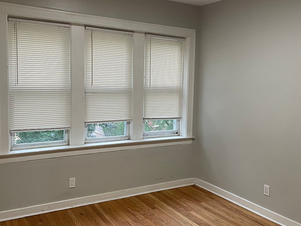 1st image of 3117 W 61st St APT 2