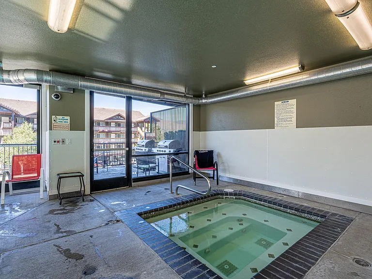 2220 W Woodin Ave #306 — Photo 19