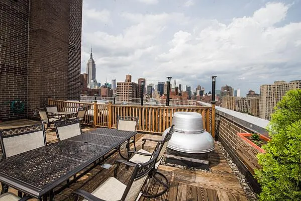 Sold by Keller Williams NYC | media 18