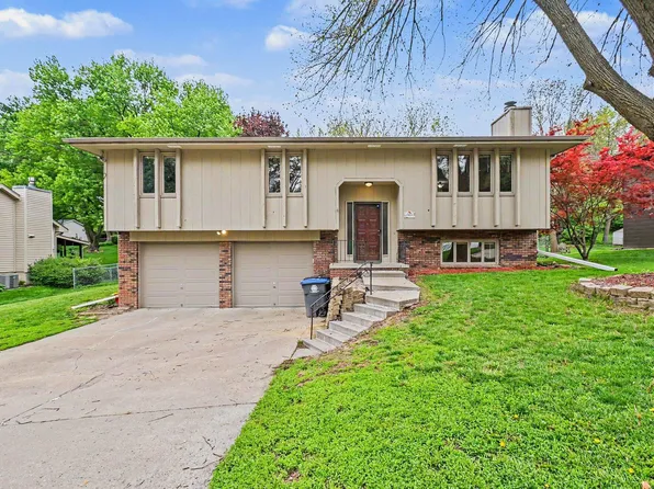 900 McKenzie Ave, Council Bluffs, IA 51503