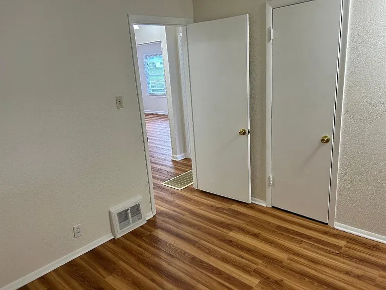 1148 Ashford Dr — Photo 34