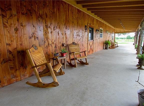 3rd image of 7245 County Road 4095
