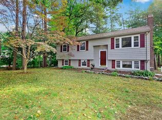 114 Essex St, Mansfield, MA 02048