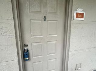 8290 Lake Dr APT 146, Doral, FL 33166
