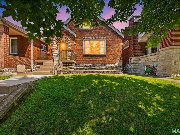 3rd image of 4939 Lisette Ave