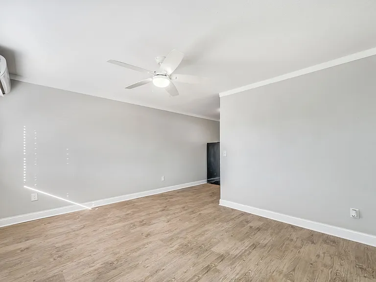 1048 S Clearview Ave #1066-10 — Photo 8