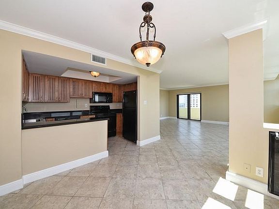5th image of 1501 S Flagler Dr APT 8E