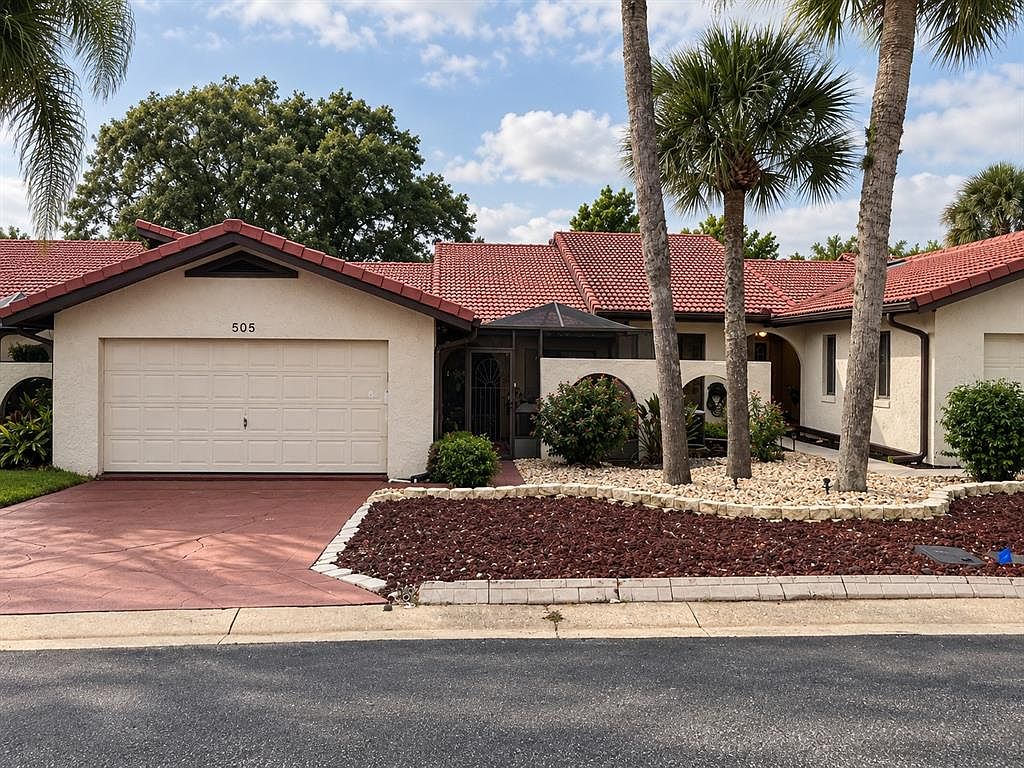 505 CLUBHOUSE DRIVE — Lake Wales Country Club