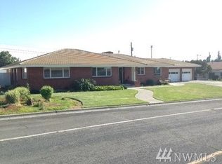 228 E 8th St, Warden, WA 98857
