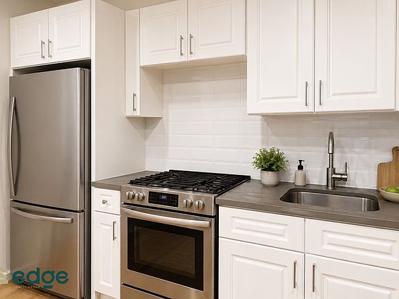 3rd image of 384 S 5th St #5