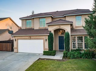 2692 Wrenwood Ave, Clovis, CA 93611