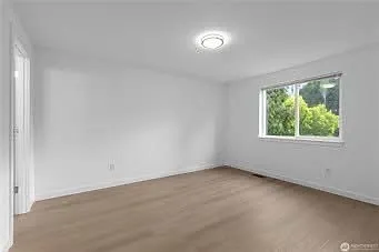 6 bed, 1780 sqft, $3,900 — Photo 3