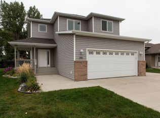 2654 57th Ave S, Fargo, ND 58104