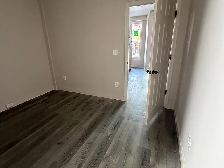 420 W King Street — Photo 5
