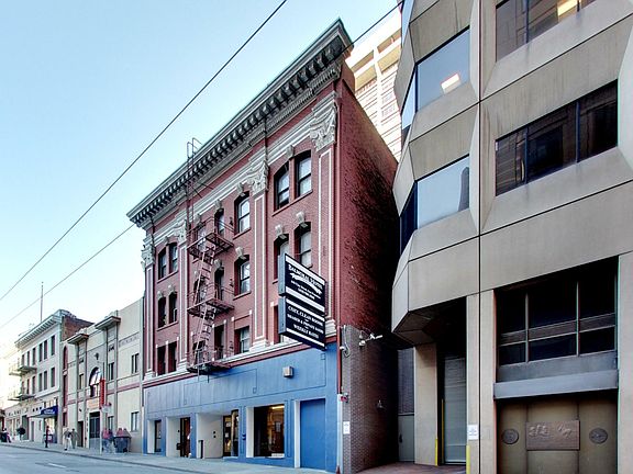 3rd image of 640 Clay St #106