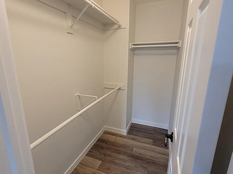 7260 Julynn Rd — Photo 11