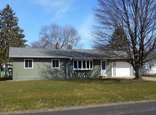 1615 S Erickson Ave, Marshfield, WI 54449