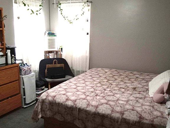 5th image of 7311 N Oakley Ave APT 1A