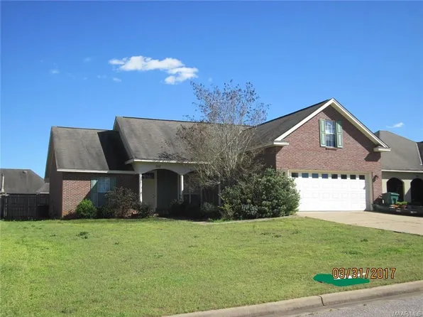 102 Sterling Dr, Elmore, AL 36025