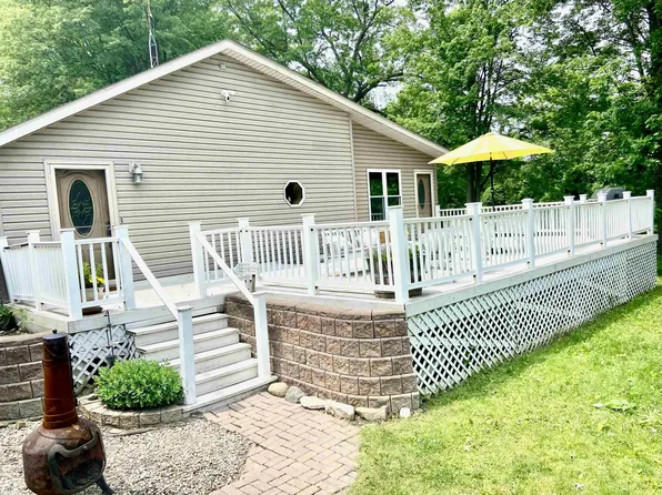 5174 Lavely Ln, East China, MI 48054