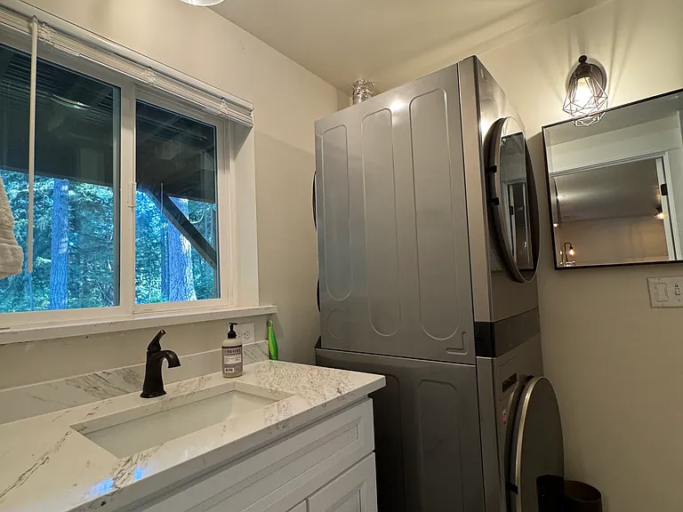 1519 Lucille Pkwy NW #A — Photo 8