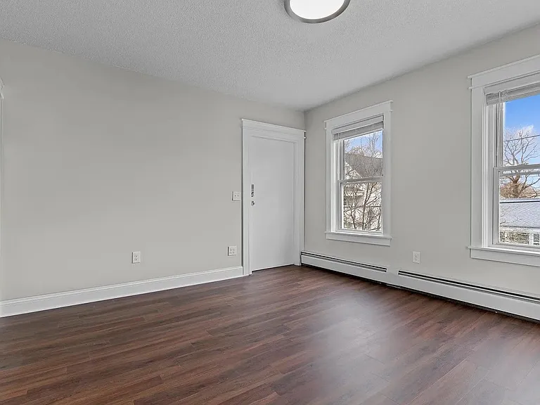29 Cole St #2NDFLOOR — Photo 7