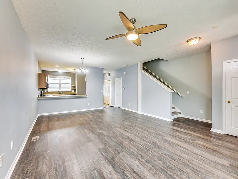 2406 Central Ave — Photo 9