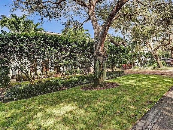 3rd image of 1217 Andora Ave