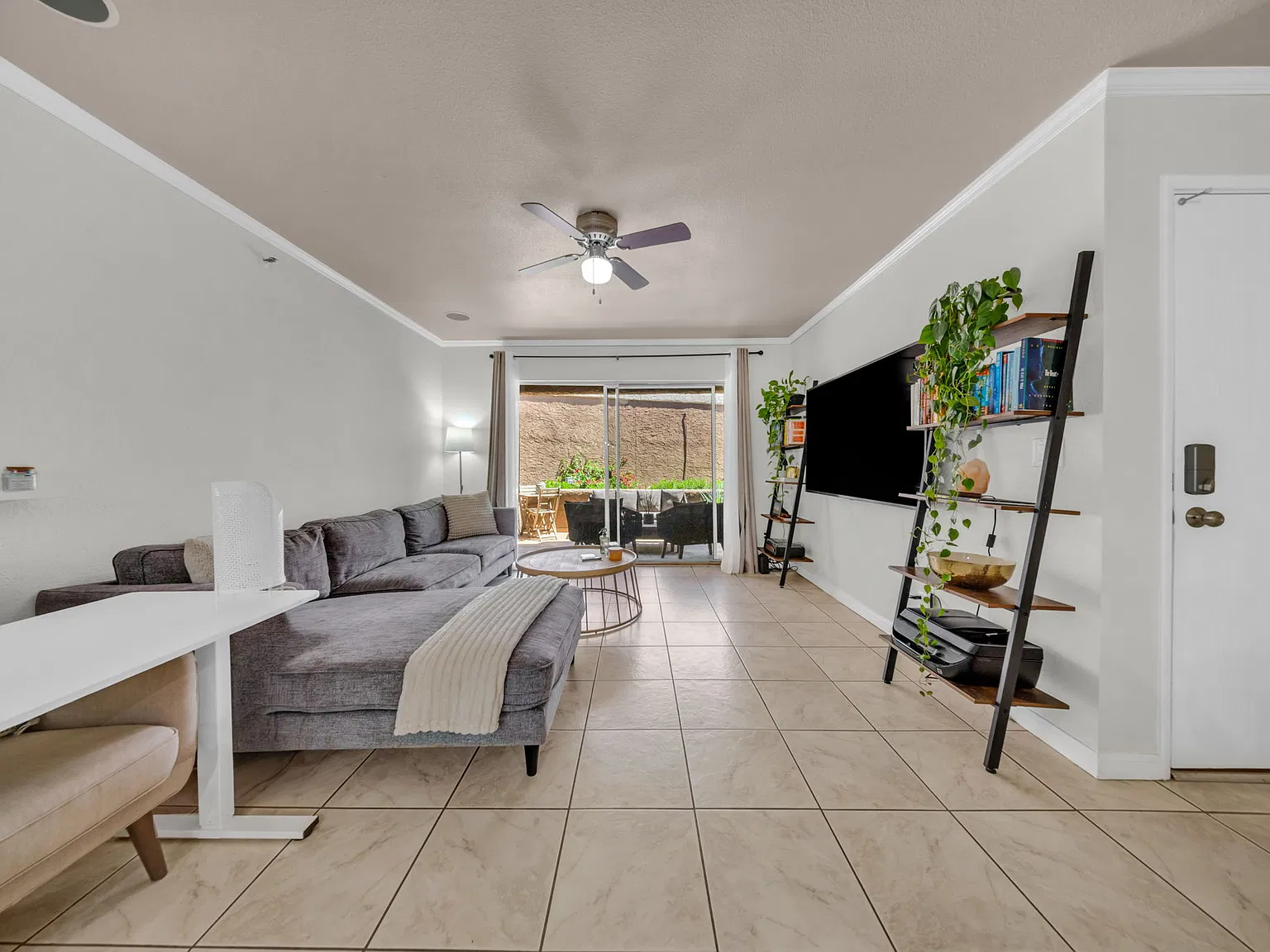 1 bed, 685 sqft, $1,400 — Photo 3