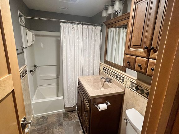 4th image of 3261 S Austin St Unit A
