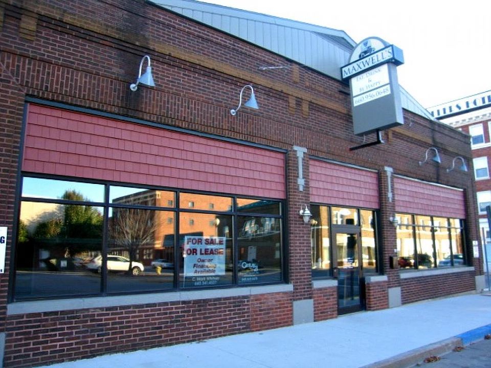 1st image of 215 W Washington St