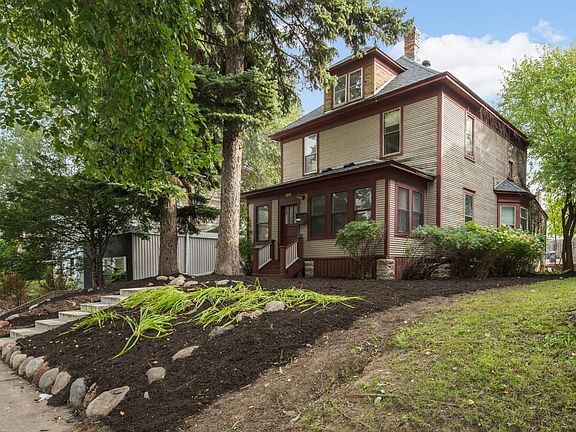 3rd image of 2445 Lyndale Ave S