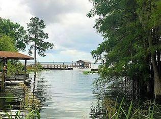 1074 Rugby Ave, Summerton, SC 29148