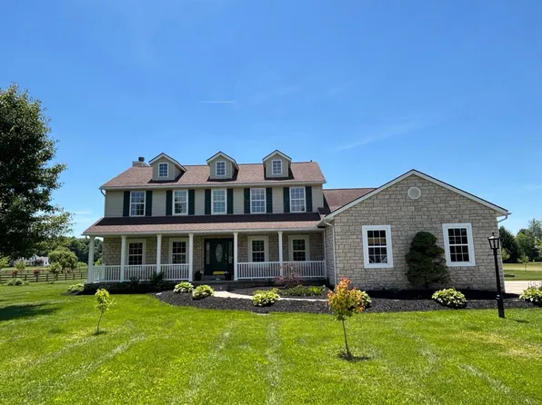 421 Warrenpoint Ln, Pataskala, OH 43062