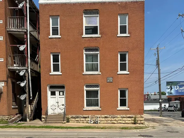 47 E 14th St, Dubuque, IA 52001