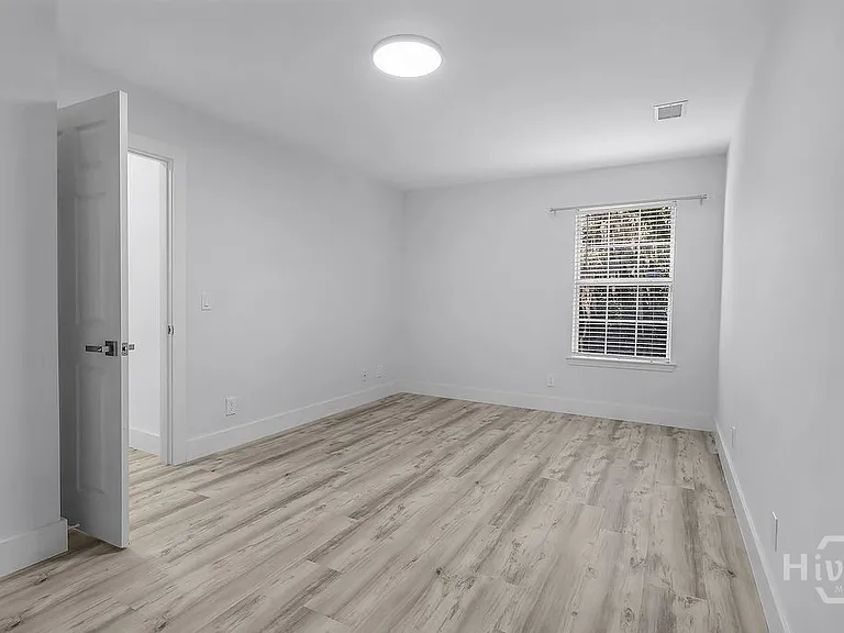 11903 Apache Ave #3 — Photo 25