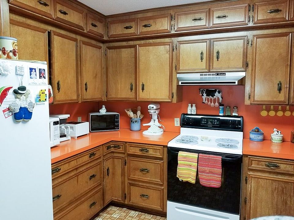 1st image of 711 Morton St
