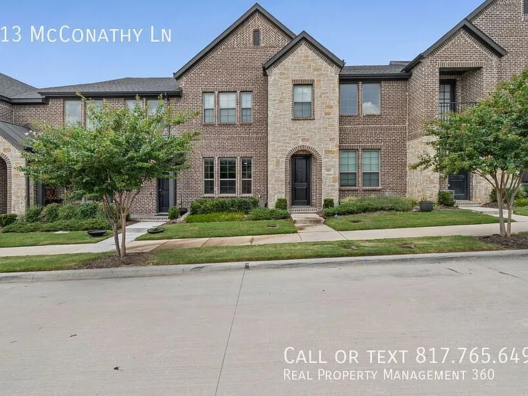 313 McConathy Way — Photo 2