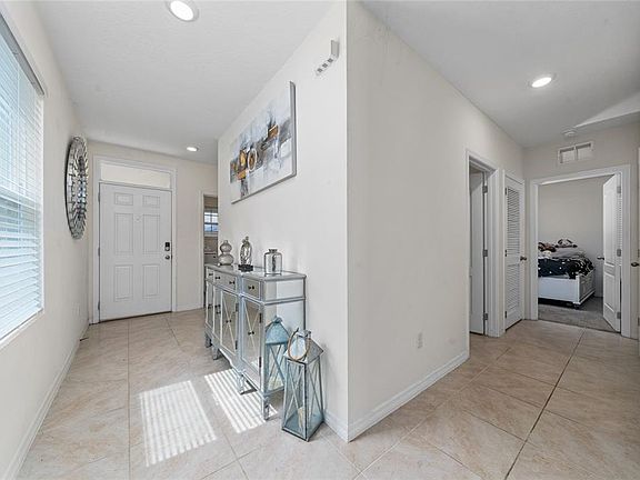 3rd image of 1107 CASCADE DRIVE