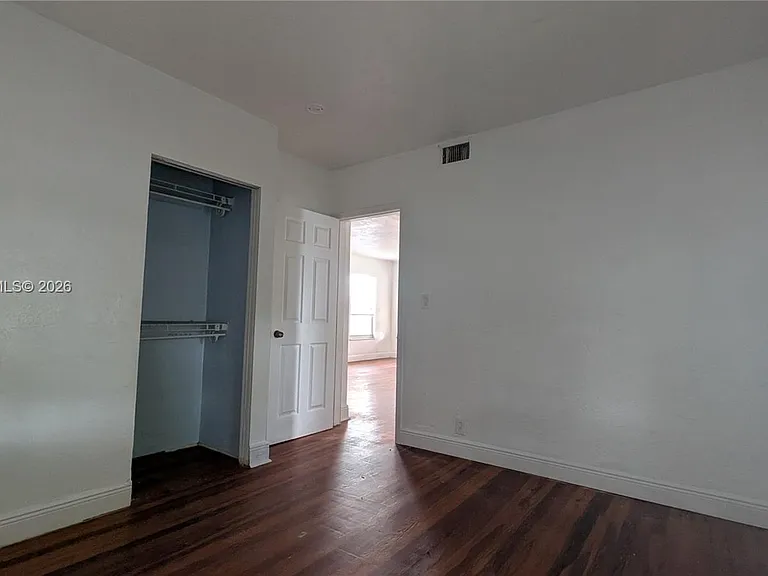 708 NE 4th St #2 — Photo 12