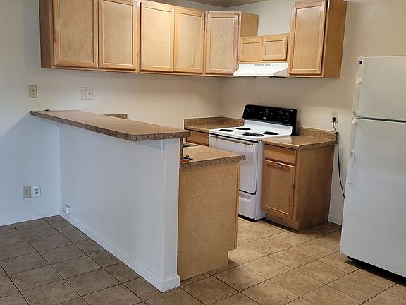 5th image of 124-146 W Lassen Ave #405