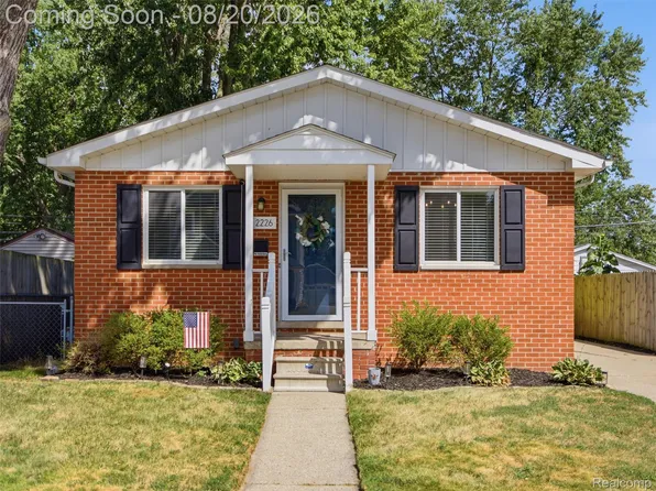2226 Kipling Ave, Berkley, MI 48072