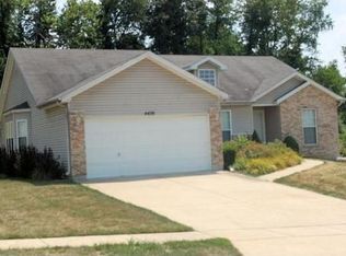 4428 Paddock Point Dr, Florissant, MO 63033