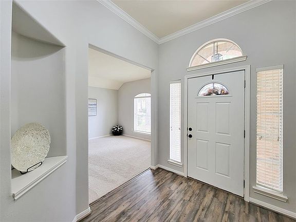 2nd image of 19414 Savannah Creek Ln