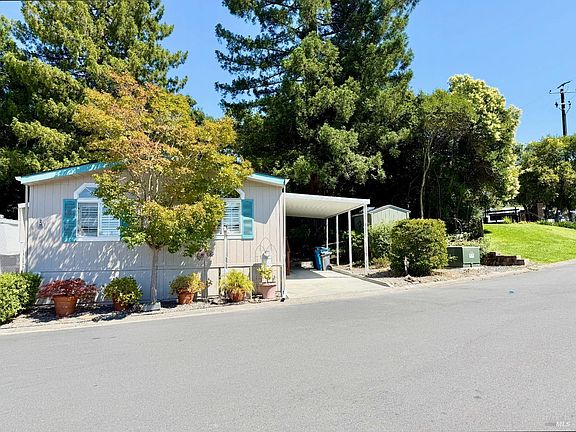 2nd image of 2 Bluejay Drive