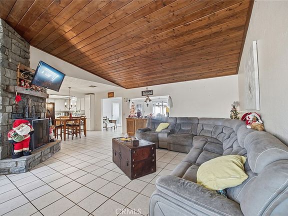 4th image of 7725 Sahara Ave